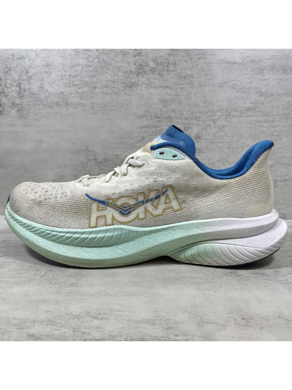 Hoka One One Mach 6 Running Shoes - Men's Size 9 - White